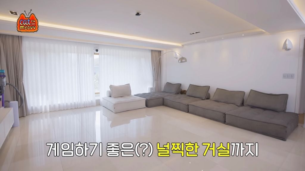 미야오 자컨에서 일부 공개된 숙소.... | 인스티즈