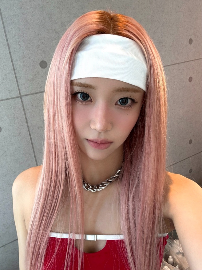 인간 벚꽃이라고 불러도 될 것 같은 여돌.jpg | 인스티즈