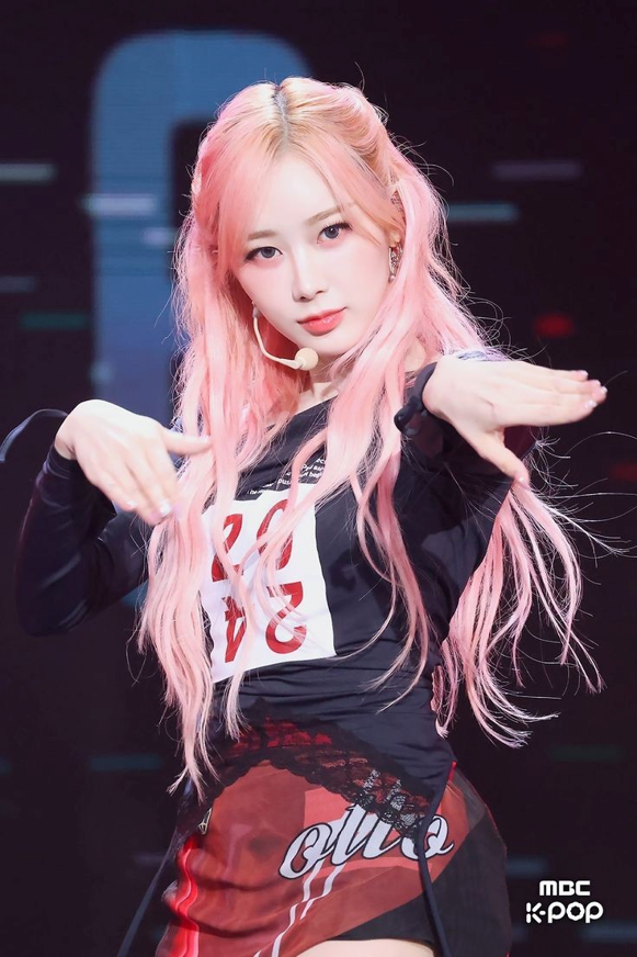 인간 벚꽃이라고 불러도 될 것 같은 여돌.jpg | 인스티즈