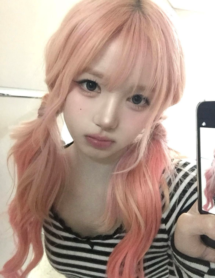 인간 벚꽃이라고 불러도 될 것 같은 여돌.jpg | 인스티즈
