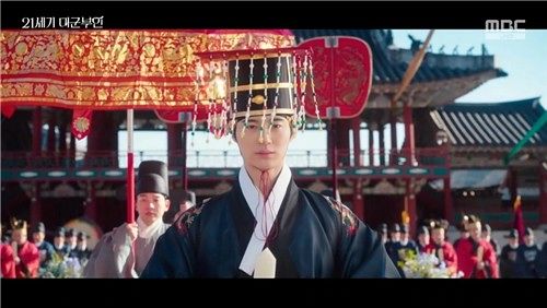 [정보/소식] '21세기 대군부인'에 왜 분노하는가 [이지영의 문화난장] | 인스티즈