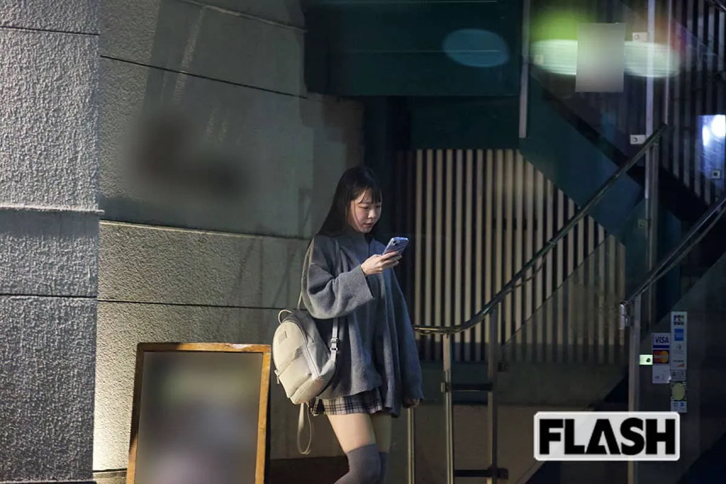 지역구 관광대사와 불륜 들킨 일본 야당대표 | 인스티즈