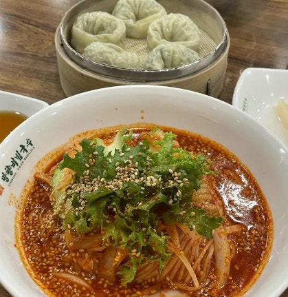 호불호 갈리지만 매니아층 많은 비빔국수 체인점 | 인스티즈