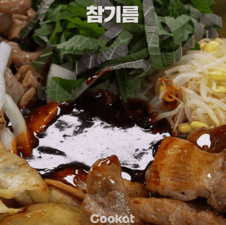 업계 직원 피셜 제일 맛있는 비빔면.gif | 인스티즈