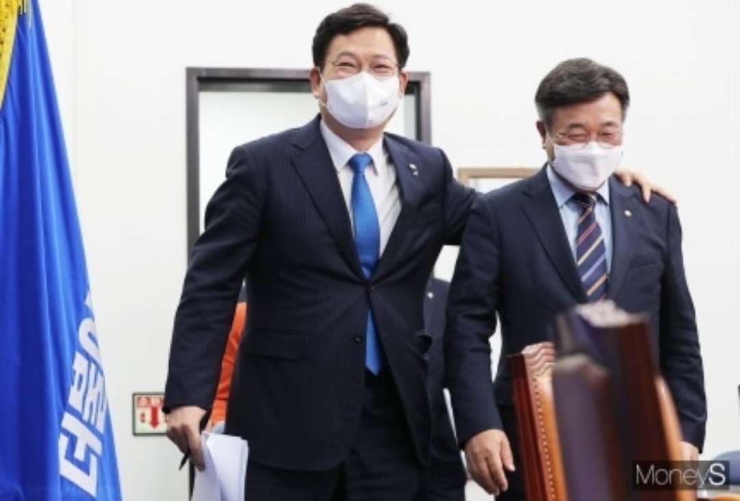 대선때 이재명이 송영길을 죽도록 패고 재떨이를 던지고 송영길 얼굴이 하얗게 됐다며???(아님) | 인스티즈
