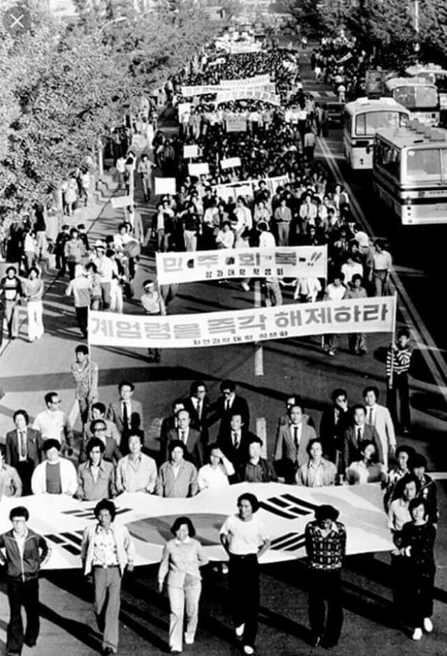 [책 속 문장 7] 모든 성공한 사람은 반드시 누군가를 망하게 했다. 예외 없이 모두 다 | 인스티즈