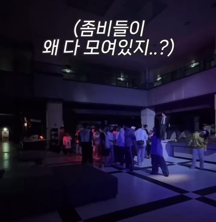 아는 사람끼리만 재밌는 거 하고있던 군체ver. 관객참여형 연극 | 인스티즈