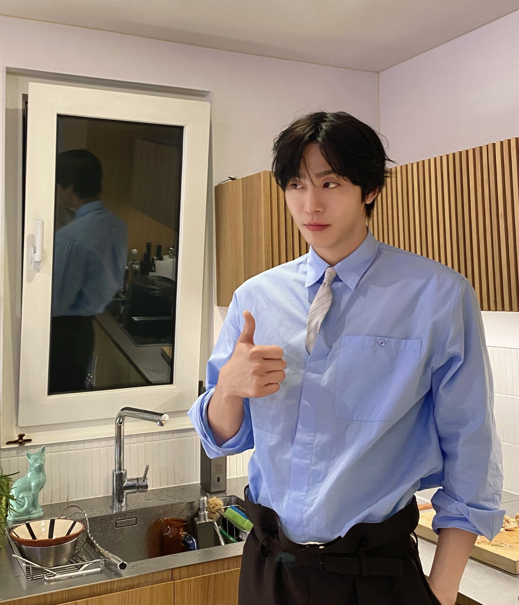 안효섭이 생로랑 바지 줄여 입지 않는다고 하자 짜증내는 정재형 | 인스티즈