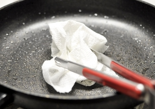 단체로 삼겹살 먹을 때 내가 하고싶은 일은? | 인스티즈