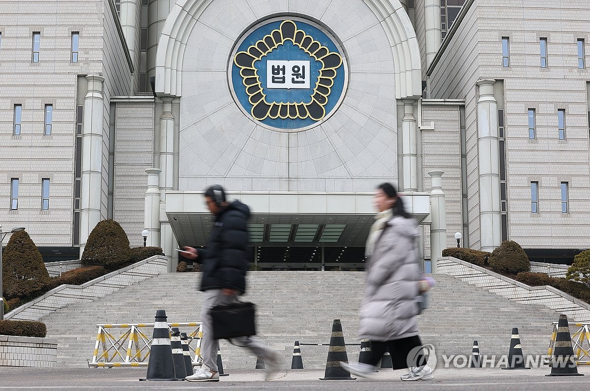 "동성부부도 법적 보호 대상"…법원, 파탄책임 1천만원 위자료 | 인스티즈