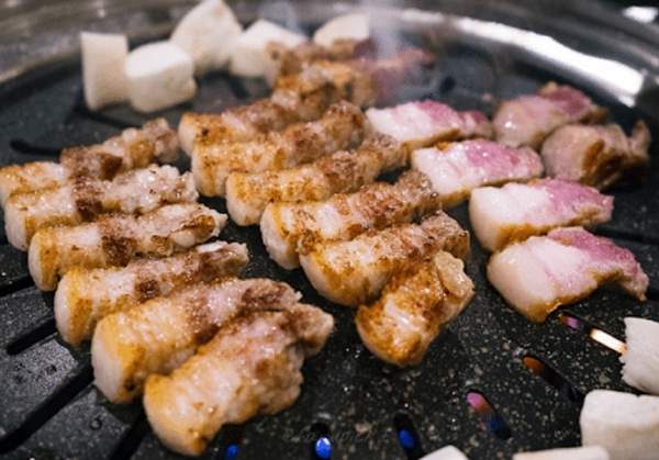 고깃집 가면 사람마다 갈린다는 서비스.jpg | 인스티즈