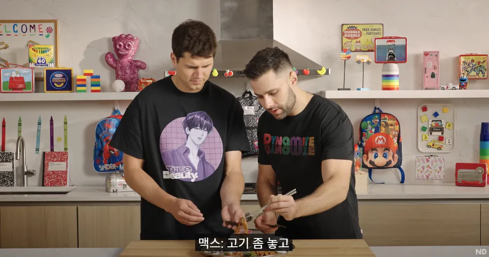 조회수 500만회 넘게 찍은 해외 대형 유튜버의 한국 급식 | 인스티즈