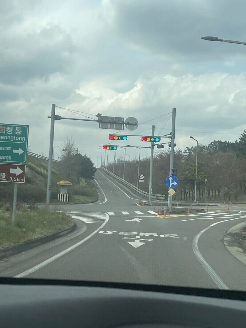의외로 보면 당황한다는 신호등 | 인스티즈