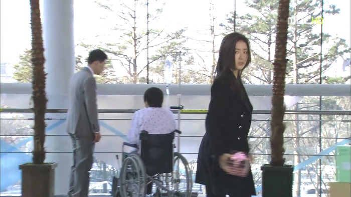 남녀 3명이 삼각관계가 되면 흔히 발생하는 일.jpg | 인스티즈