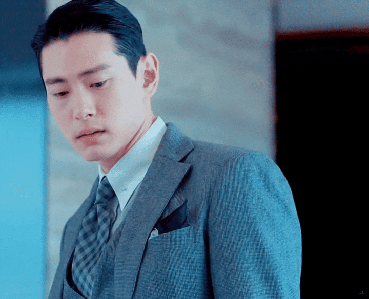 물과 기름처럼 절대 섞일 수 없다는, 남자 연예인 취향 소나무 양대산맥.gif | 인스티즈
