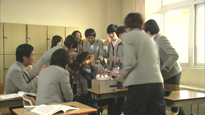 남녀 3명이 삼각관계가 되면 흔히 발생하는 일.jpg | 인스티즈