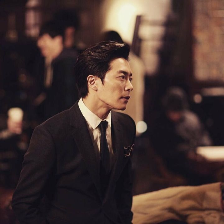물과 기름처럼 절대 섞일 수 없다는, 남자 연예인 취향 소나무 양대산맥.gif | 인스티즈