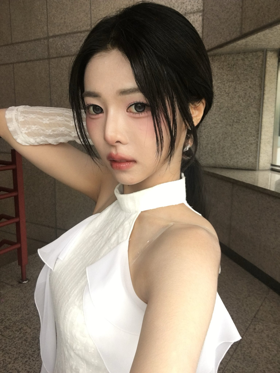 엄청난 고음을 라이브로 소화하는 사람들이 잘 모르는 비주얼 메보 | 인스티즈