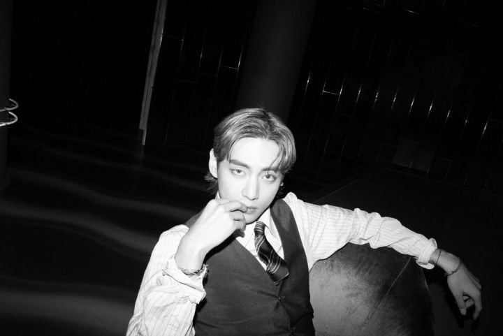 물과 기름처럼 절대 섞일 수 없다는, 남자 연예인 취향 소나무 양대산맥.gif | 인스티즈