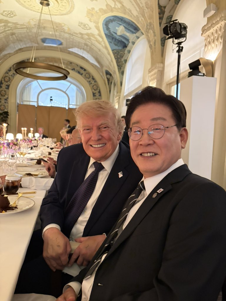 올공에서 시위중인 극우들 오열할 사진 | 인스티즈