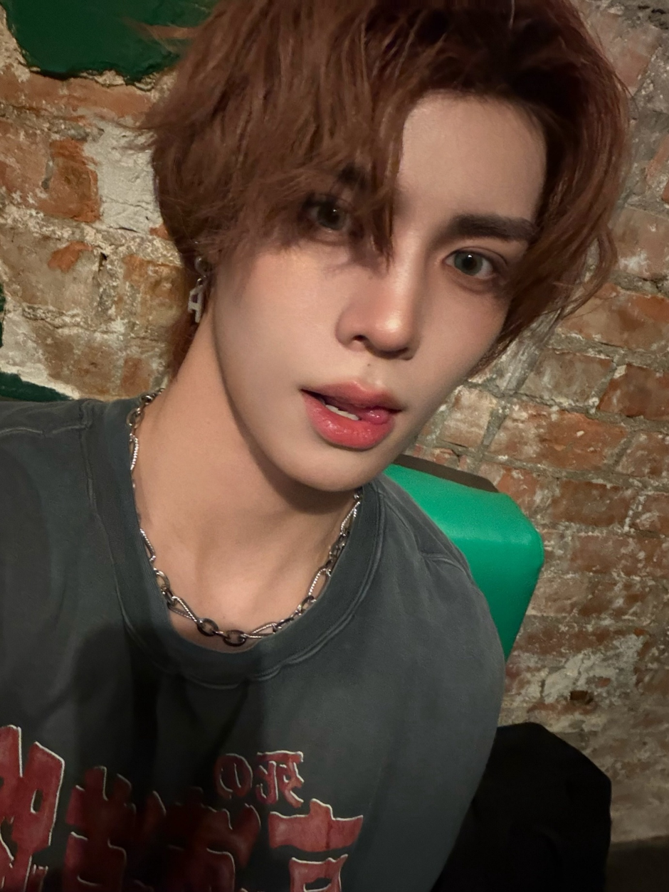 진짜 잘생긴 거 같은 중남 아이돌.jpg | 인스티즈