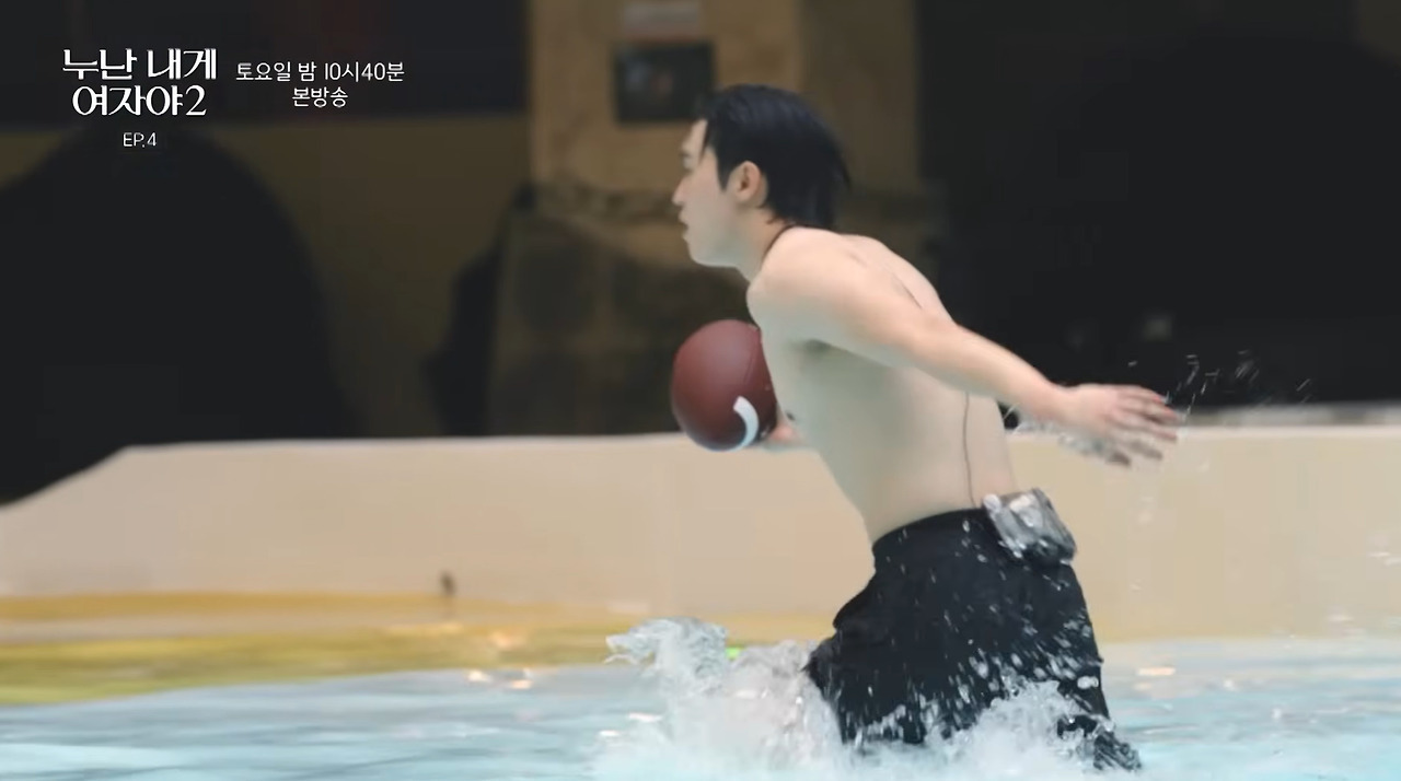 미용 근육 가진 남자의 현실.jpg | 인스티즈