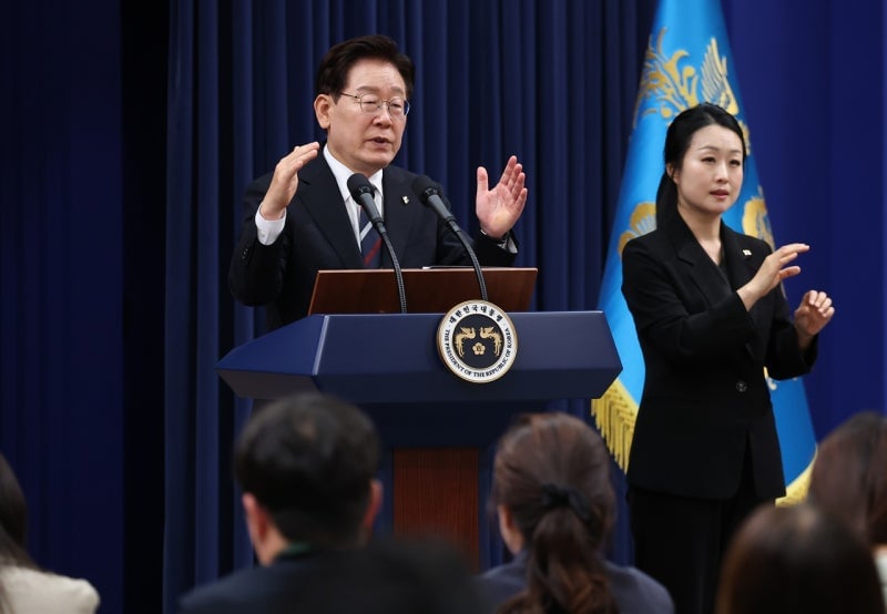 이 대통령 "답답해 하는 트럼프에 '핵 동결', '제재 무용' 설명" | 인스티즈