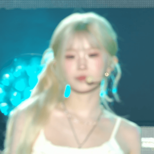 프로미스나인 울산뮤직 페스티벌.gif | 인스티즈
