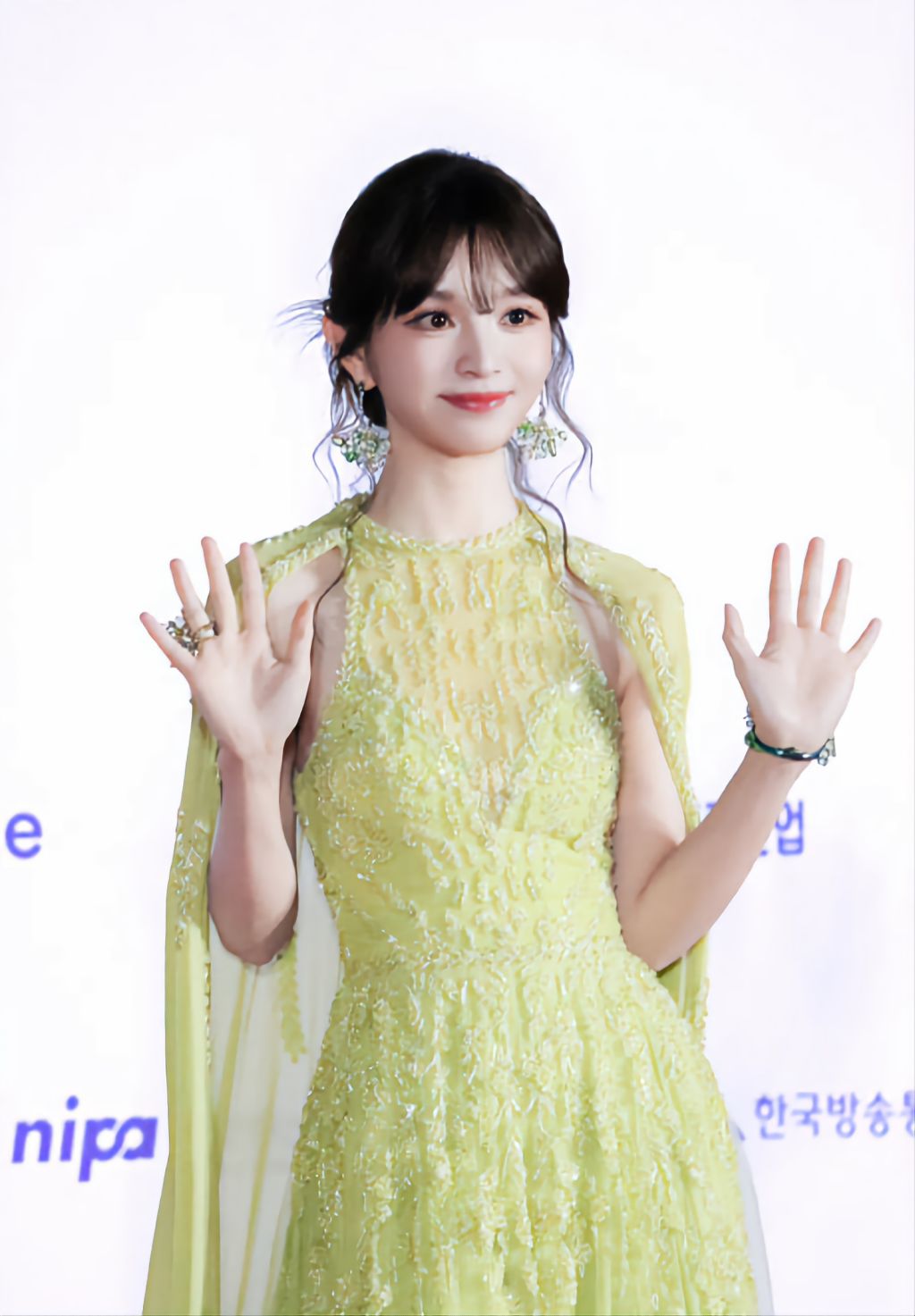어제 우리나라 시상식에서 화제 된 중국 여배우 | 인스티즈