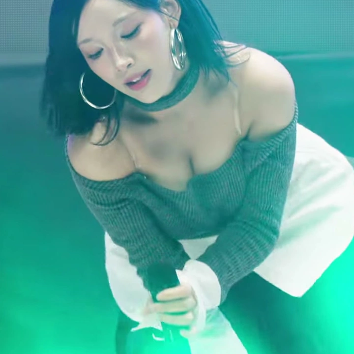 그저 안무가한테 갓마운 라잇썸 안무.gif | 인스티즈