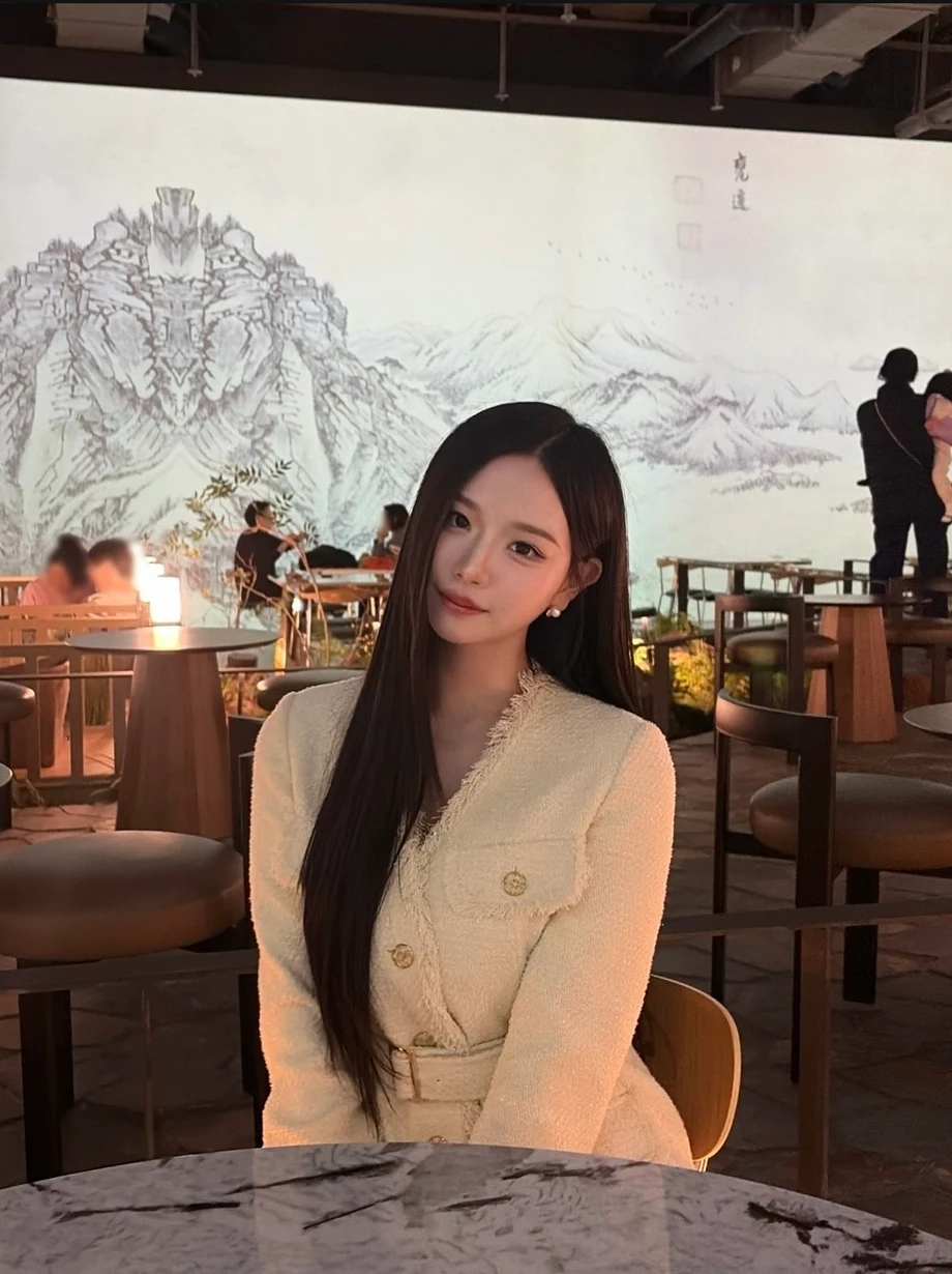 은근 개쩐다는 트리플에스 김채연.gif | 인스티즈