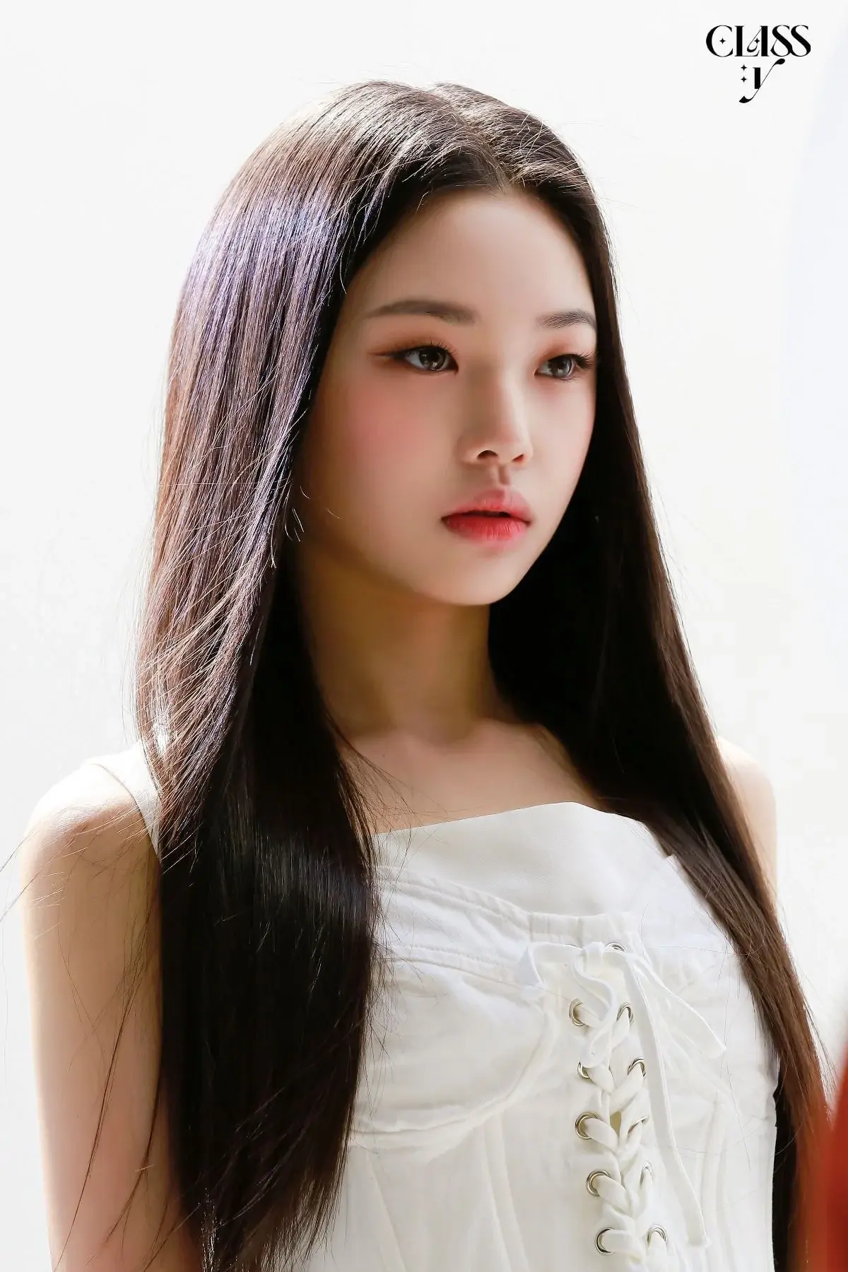 최소 데뷔 나이 마지노선인듯한 15살에 데뷔한 아이돌들 | 인스티즈