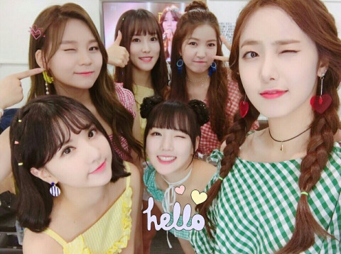 연못 세트장을 만들었던 여자친구 - 귀를기울이며 | 인스티즈