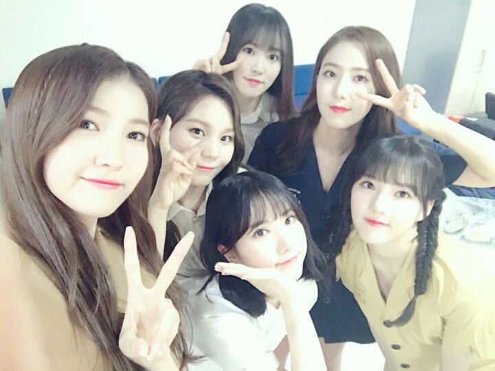 연못 세트장을 만들었던 여자친구 - 귀를기울이며 | 인스티즈
