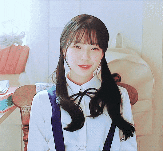 최소 데뷔 나이 마지노선인듯한 15살에 데뷔한 아이돌들 | 인스티즈