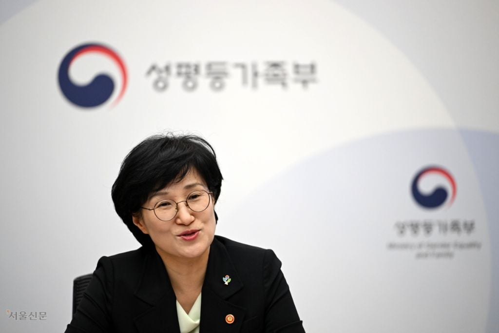 "임신중지 약물 도입, 장관직 걸 각오로 임기 안에 추진할 것” | 인스티즈