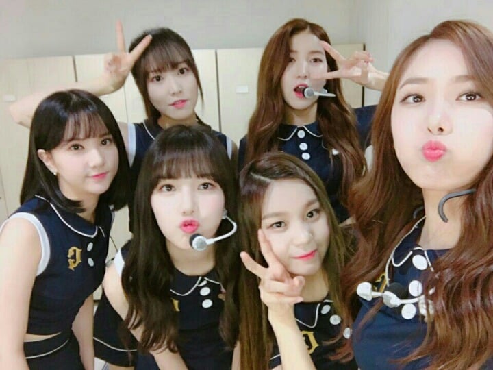 연못 세트장을 만들었던 여자친구 - 귀를기울이며 | 인스티즈