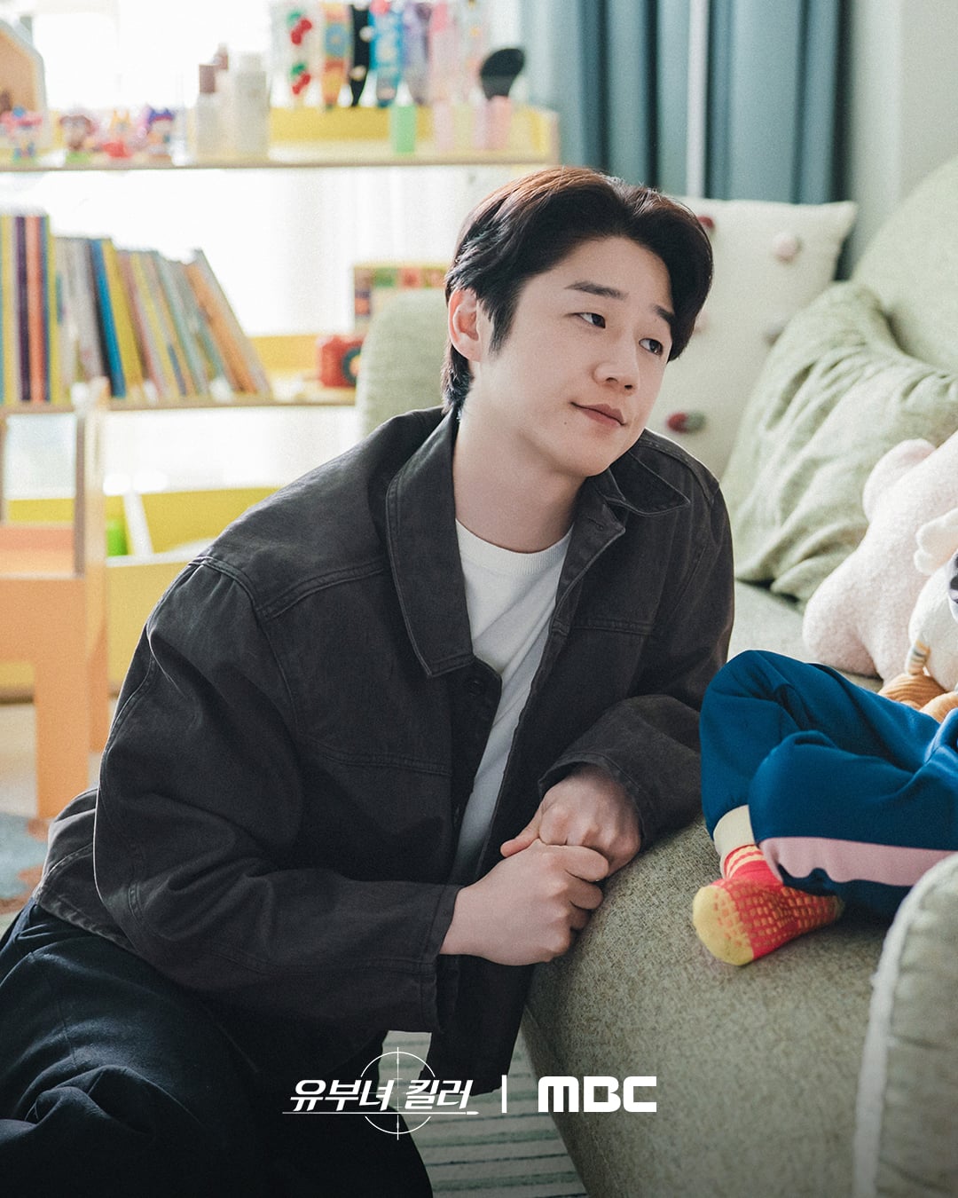'유부녀킬러' 공효진 & 정준원 스틸 | 인스티즈