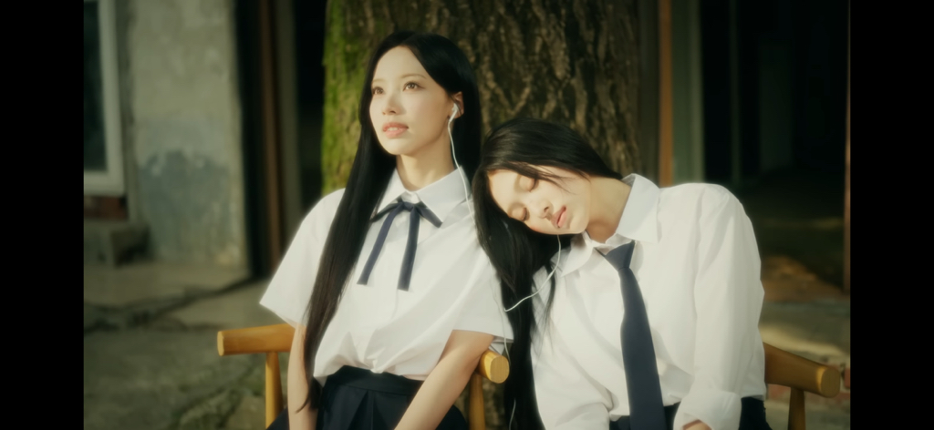 태연 '만찬가' 리메이크 버전 뮤직비디오 찍은 리센느 원이, 미나미 | 인스티즈