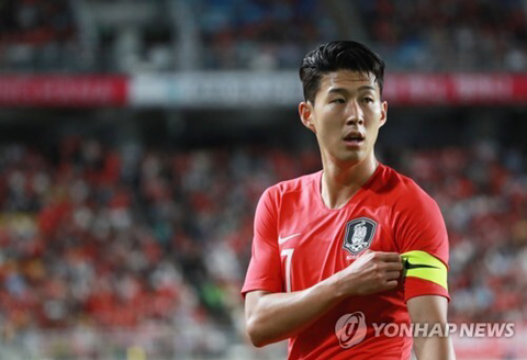 한국축구 주장 하면 가장 먼저 떠오르는 선수는? | 인스티즈