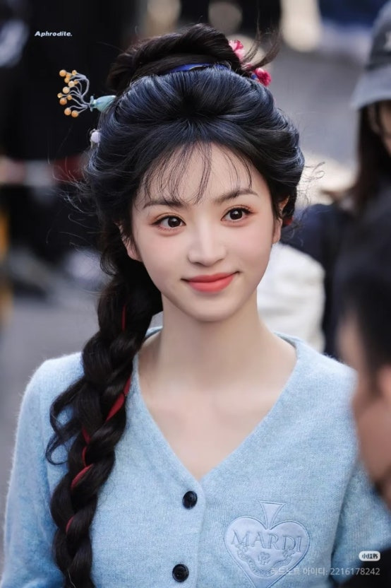 얼마전 한국 왔다가 출국한 대륙의 탑스타 여배우 전희미 사진 | 인스티즈