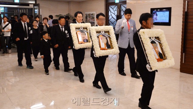 세월호 일반인 희생자 "우리도 기억해주세요".jpg | 인스티즈