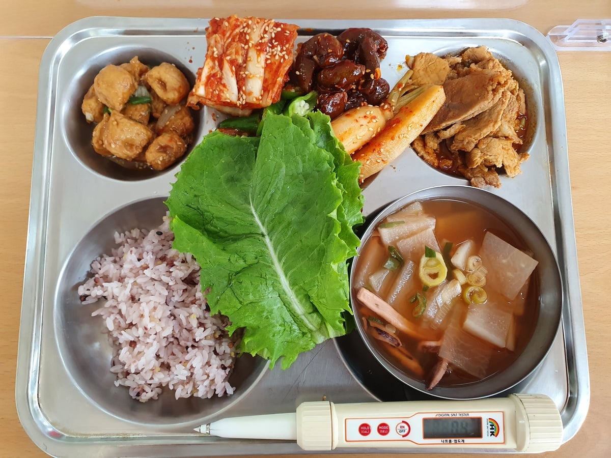 급식에 나오면 싫었던 국 원탑 뭐임?! | 인스티즈