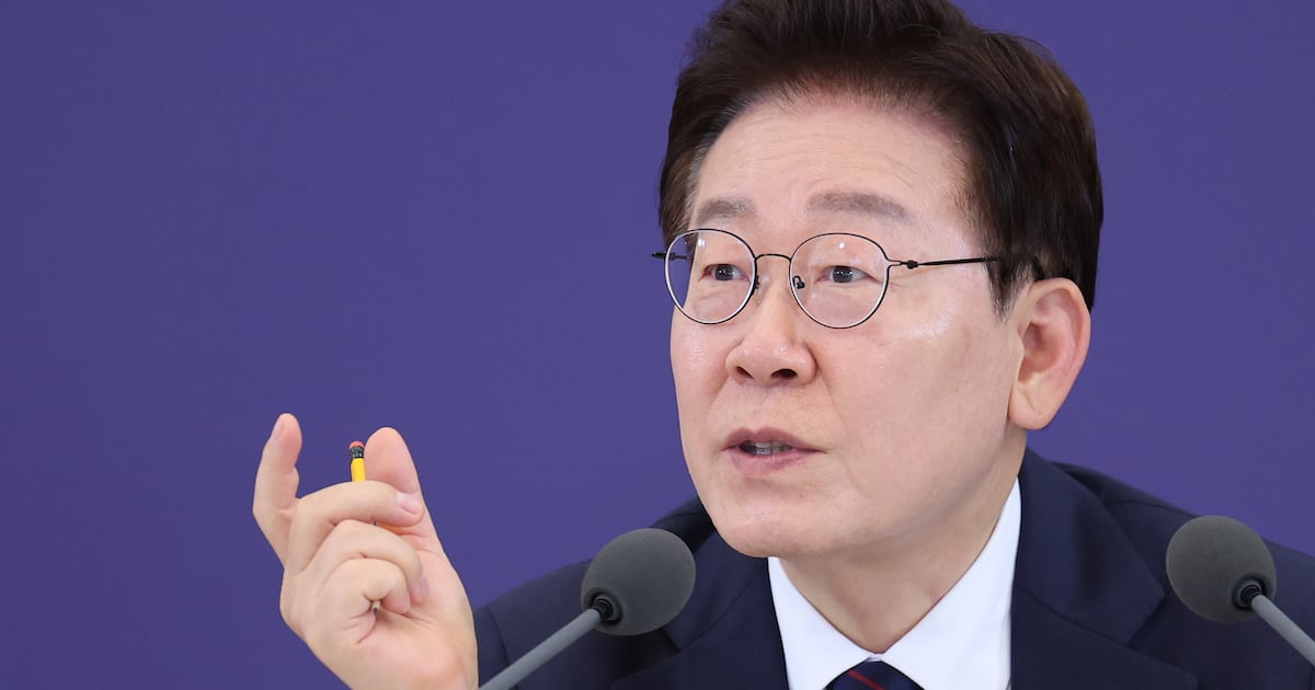 李 "호남 반도체입지, 尹정부서 공식확인...국힘, 이상한말 자제하라" | 인스티즈
