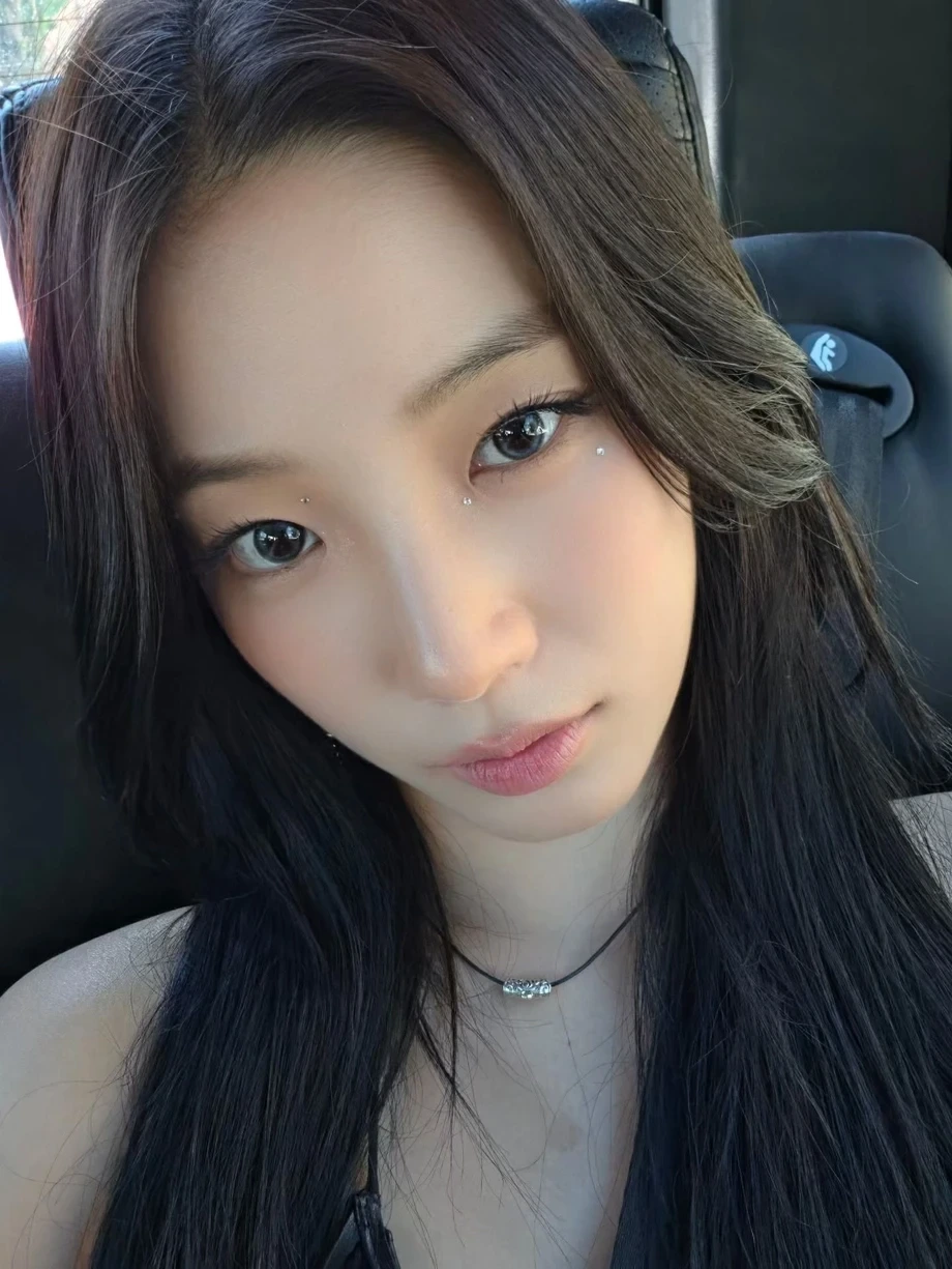 작성자랑 안어울릴거 같은 르세라핌 카즈하 근황.jpg | 인스티즈