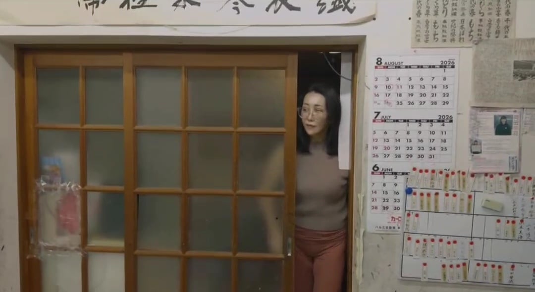 리센느 유튜브 뒤집어 놓은 미나미 학창시절 서예 선생님 | 인스티즈