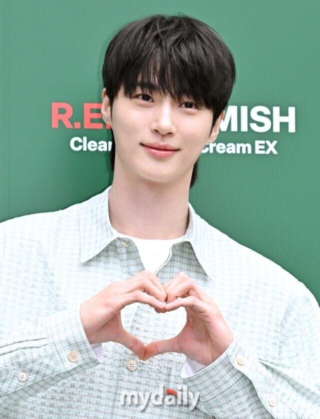 변우석, 'KMA 2026'으로 K팝 시상식 나들이 | 인스티즈