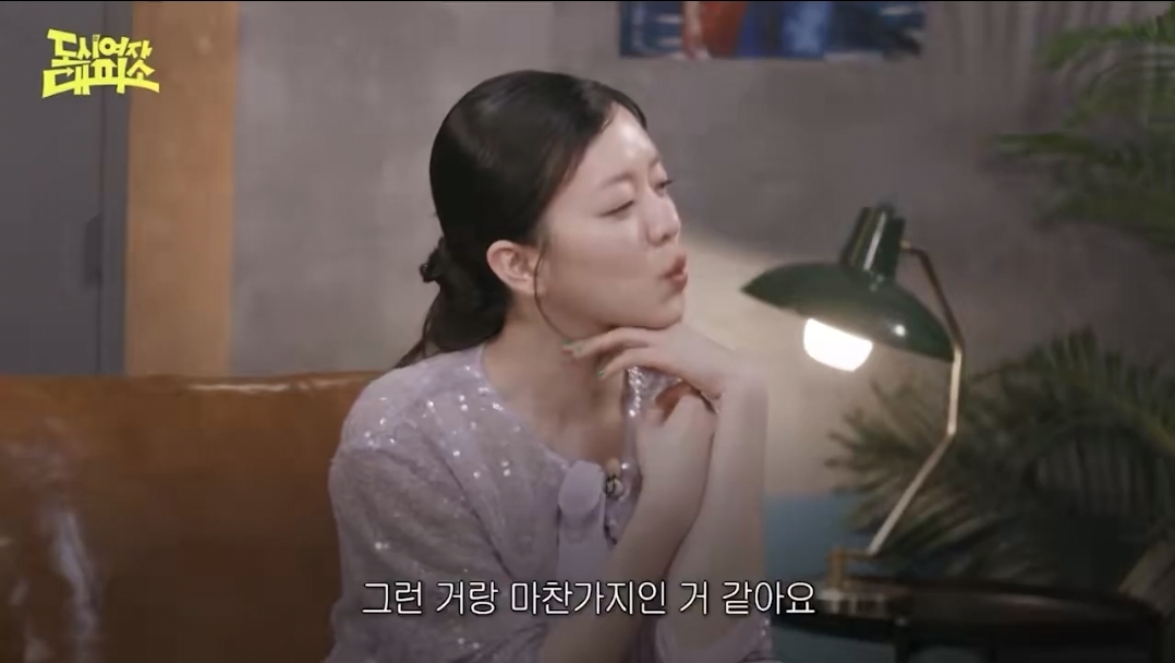 비오는 날에 밖에 나가려면 아무리 우산을 써도 조금 젖을 각오를 해야하잖아요 | 인스티즈