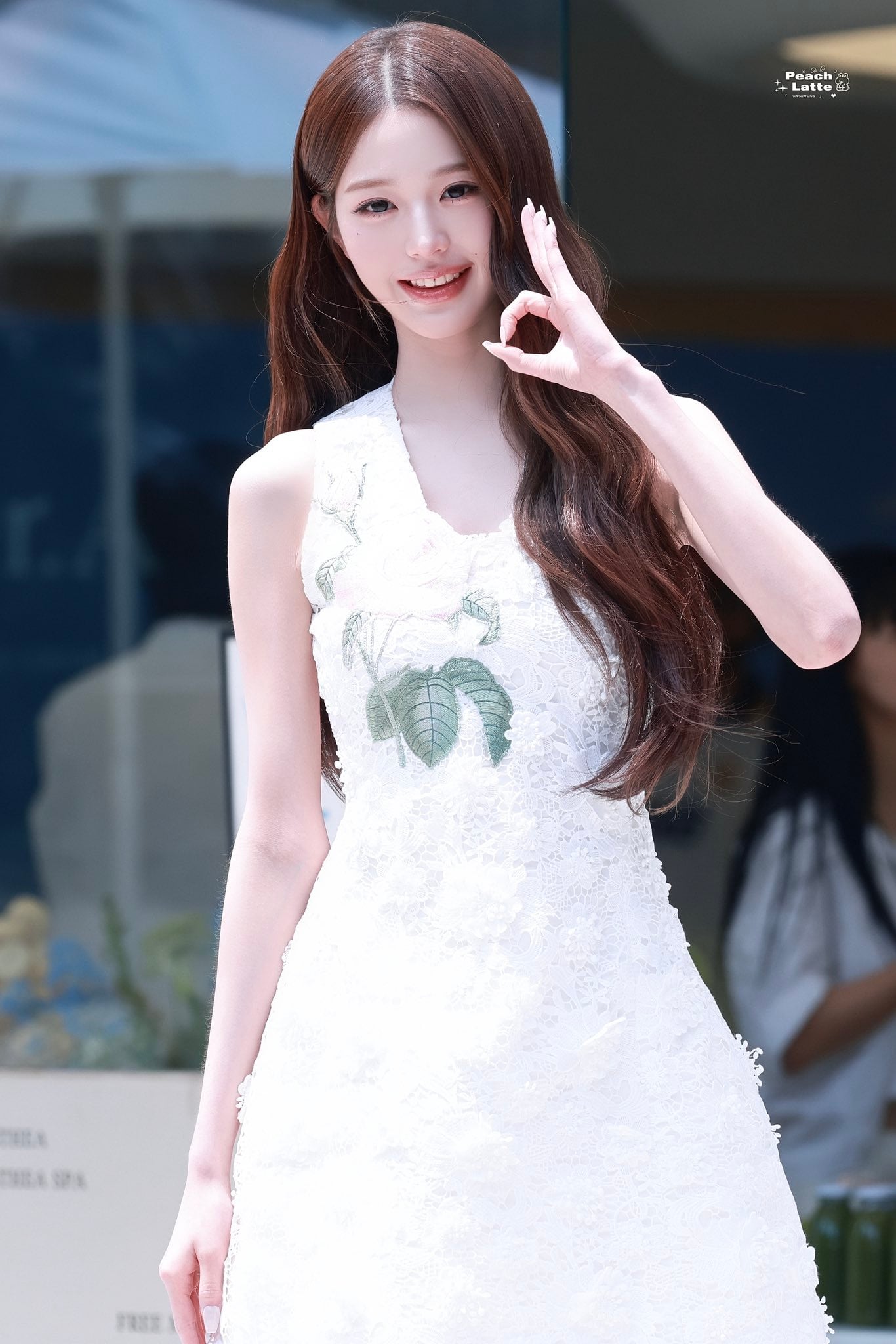 오늘자 닥터엘시아 포토콜 아이브 장원영 고화질짤 | 인스티즈