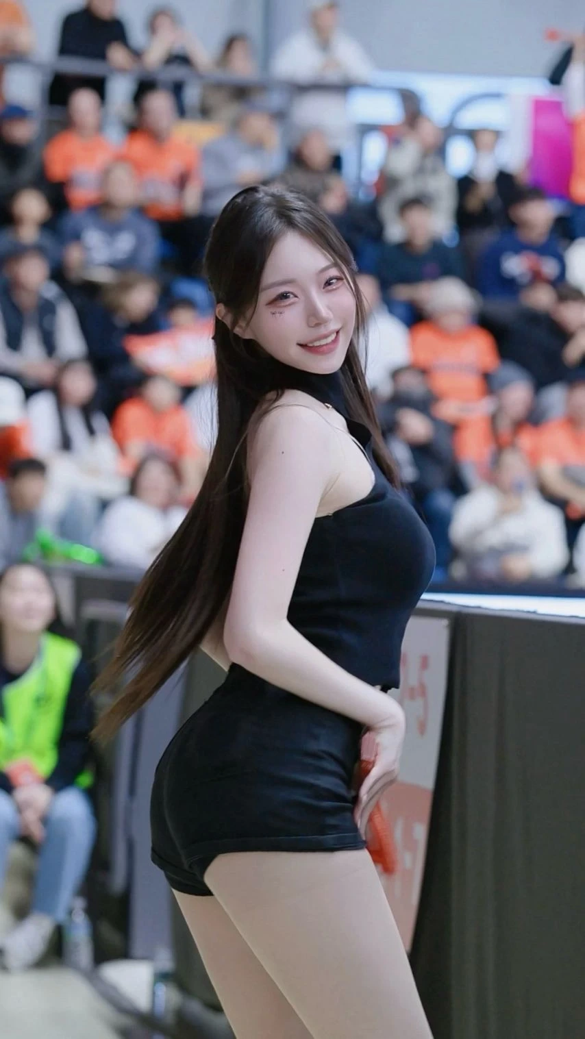 요즘 인기 장난 아니라는 윤채원 치어리더 | 인스티즈